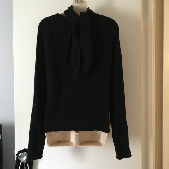 CHLOE Black 100% Cashmere Scarf Wrap Neck Sweater S - Picture 2 of 8